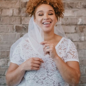Rosie V-neck Lace Bridal Crop
