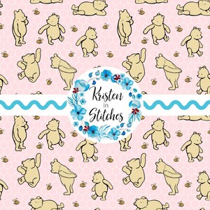 Classico motivo senza cuciture di Winnie the Pooh, file digitale stampabile di "100 Acre Wood Friends", nido d'ape rosa tenue, cameretta per bambini, api vintage