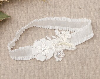 Ivory lace garter, wedding bridal garter, lace garter, wedding garter belt, bridal garter, ivory garter, keepsake garter, toss garter