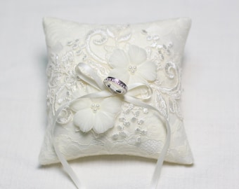 Ivory ring pillow, wedding ceremony ring pillow, ring cushion, lace ring pillow, floral lace ring pillow