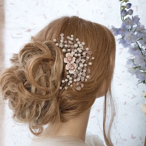 Blush pink hair comb, bridal hair comb, wedding headpiece, bridal headpiece, bridal hair comb, crystal hair comb