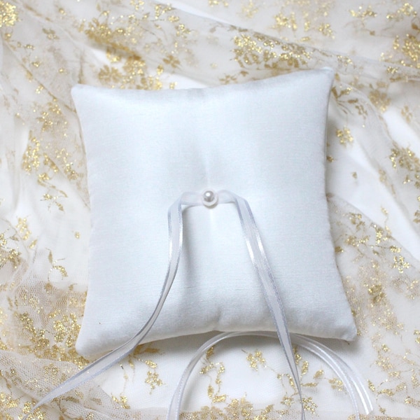 Simple ring pillow, wedding ring bearer pillow, wedding ceremony ring pillow, off white wedding ring cushion