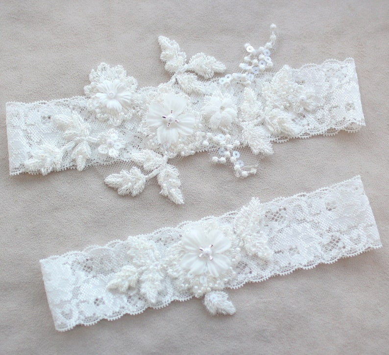 Lace garter set, bridal garter set, wedding garter set, beaded lace garter set, garter for wedding ivory( as photo)