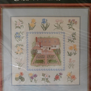 Reflections of Williamsburg, counted cross stitch kit, NIP, finishes to 14&quot; square, ivory Aida, house with garden, border of various flowers