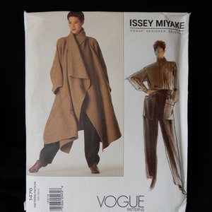 Size 10 Issey Miyake, Vogue 1476, dramatic oversized mid knee coat, loose blouse with standing collar, pleated pant