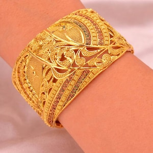 Heavy Yellow Gold Bangle, 22K Solid Gold Jewelry
