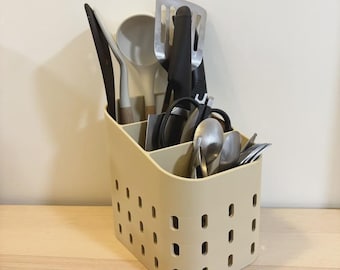 Portautensili minimalista con scomparti