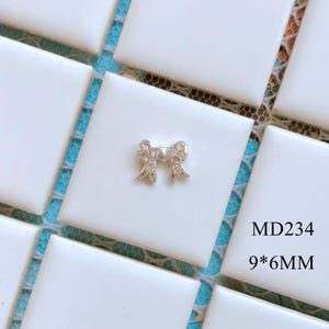 5pcs Fancy Metal 3d Charms Metal Decoration with Rhinestone Bow with Pearls and Rhinestone Nail Art Decoration Cellphone Decoration MD234