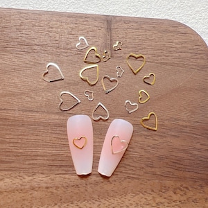 Approx. 100pcs/bag Metal Stud Heart Shape Stud Nail Art Metal Deco