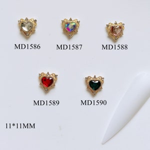 5pcs Metal 3d Charms Metal Decoration Different Color Stone Heart Shapes Nail Art Decoration MD1586-1590