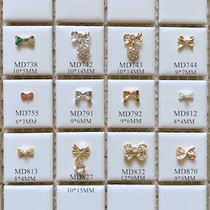5pcs Fancy Metal 3d Charms Metal Decoration with Rhinestone Bow with Pearls and Rhinestone Nail Art Decoration Cellphone Decoration