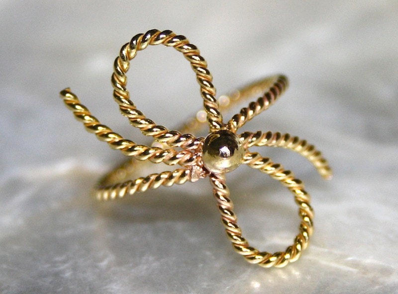 14k solid gold bow ring Twisted bow ring Infinity ring Etsy