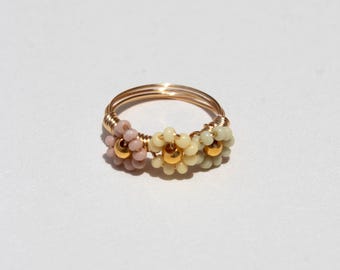 Daisy Flower Beaded Band | Handmade Seed Bead Gold Wire | Dainty Floral Jewelry Gift