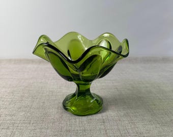 Vintage Avocado Green Art Glass Pedestal Compote Bowl Ruffled Candy Dish MCM