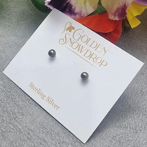Peacock Freshwater Pearl Stud Earrings. Sterling Silver Genuine Pearl Earrings. Peacock Pearl Earrings. 925 Sterling Silver. Classic Pearls.