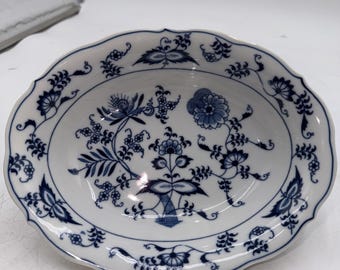 Vintage Blue Danube Oval Serving Bowl 10" X 7 3/4" Blue Onion