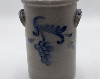 Rowe Vintage 1997 Pottery Works 9x6 Salt Glaze Blue Grapes Wine Crock Handles