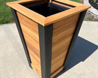 Cedar Planter Box: 32" Tall, 16" Wide, Built-in Pot Holder