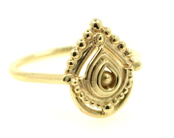 Gold ring - Nahara - Indian style jewelry - Engagement ring