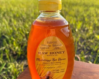 Raw Mississippi Honey- 2lb Plastic Squeeze Bottle