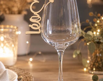 Personalized wooden name for glass – Place card –