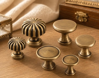 Antique Brass Round Cabinet Knob, Single Hole Drawer Pull, Vintage Dresser Handle for Furniture Makeover