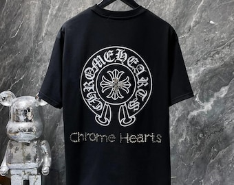Camiseta con cruz, camiseta gráfica gótica, camisa oversize negra de estilo streetwear.