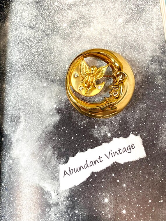 Vintage Crescent Moon Brooch, Angel & Man in the Moon 90s-2000s New Old Stock Pin, Designer 18kt Gold Plated Costume Jewelry View 4