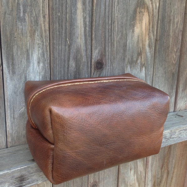 Personalized Gift for Groomsmen Leather HANDMADE Dopp Kit Toiletry Bag Shaving Kit for Groomsmen Gift