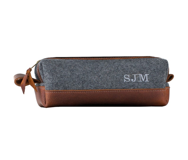 Felt & Leather Dopp Kit Bag, Personalized Leather Toiletry Bag, Groomsmen Gift, Gift for Him, Mens Toiletry Bag Monogram, Fathers Day Gift Standard