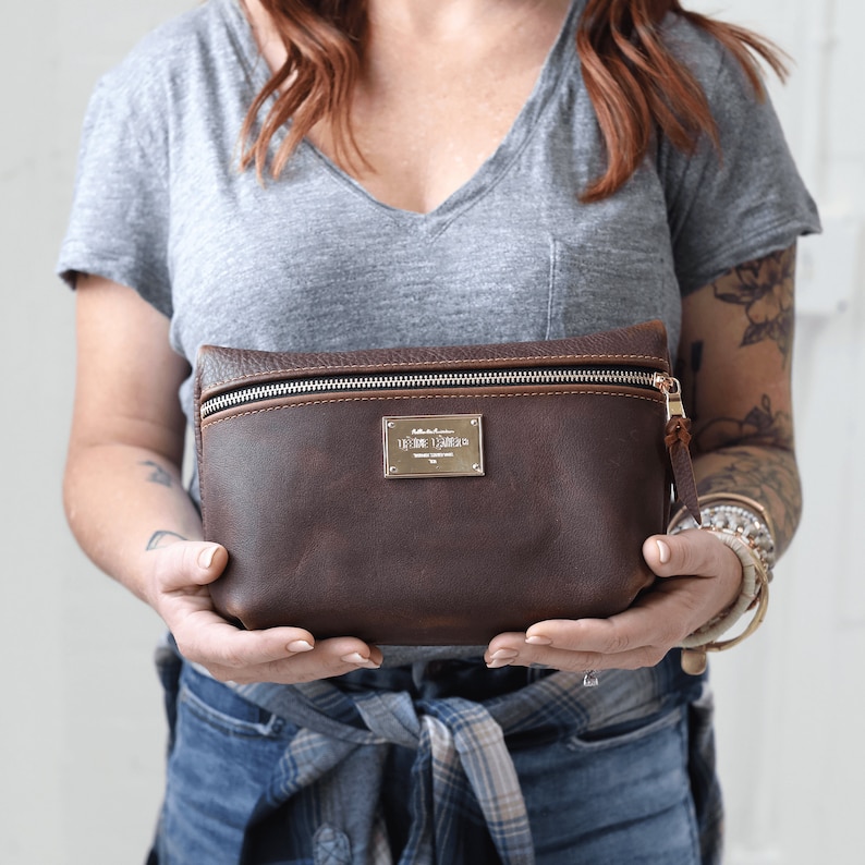 Make Up Bag, Coin-purse, Full-Grain Genuine Leather, Travel bag, Bag For Women Cognac