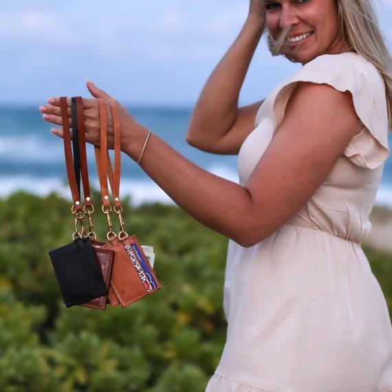 Cute wristlet wallets deals