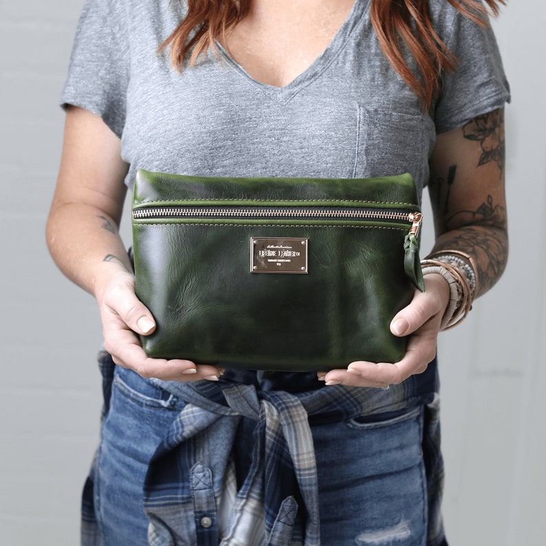 Make Up Bag, Coin-purse, Full-Grain Genuine Leather, Travel bag, Bag For Women Emerald Green