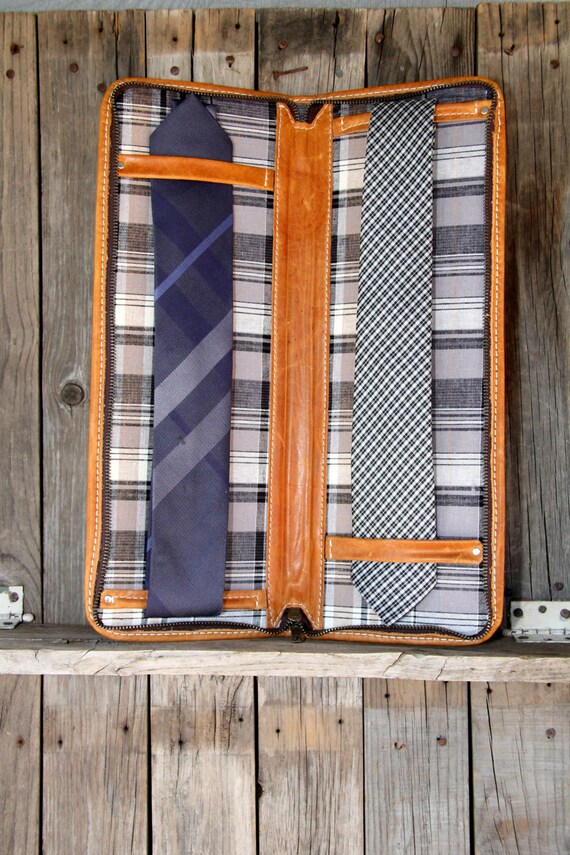 Leather Mens Neck Tie Travel Case Necktie Caddy Groomsmen Etsy