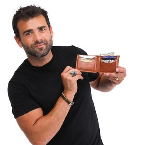 Cartera de cuero personalizada para hombre, regalo para padrinos de boda, propuesta de padrino de boda, regalo de cuero para hombres, billetera, regalo de aniversario, regalo para papá imagen 2