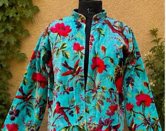Handgjord sammetskavaj, blått fågelblommönster, bohemisk statementkappa