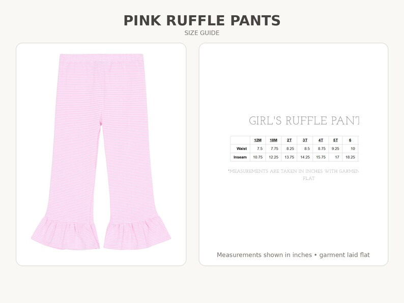 K&ouml;nnte beinhalten: Rosa-wei&szlig; gestreifte Hose mit ger&uuml;schten S&auml;umen. Das Bild enth&auml;lt eine Gr&ouml;&szlig;entabelle mit dem Titel PINK RUFFLE PANTS, die Taillen- und Innenbeinma&szlig;e in Zoll f&uuml;r die Gr&ouml;&szlig;en 12M bis 6 auflistet, gemessen bei flach ausgelegtem Kleidungsst&uuml;ck.