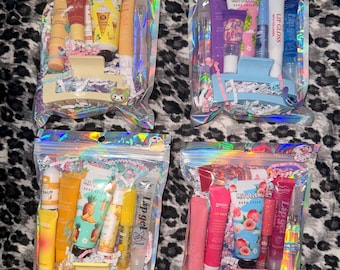 Hair Clip Random Lip Gloss Bundle