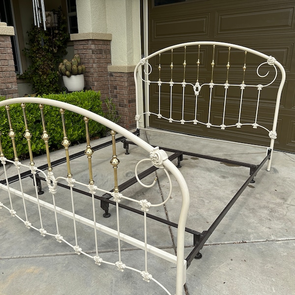 Antique Metal Bed Frame Etsy