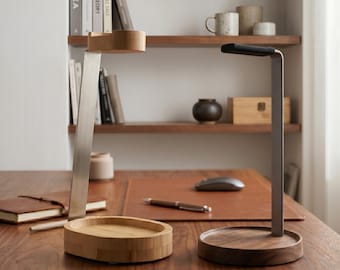Kopfhörerständer aus Holz – Handgefertigter Headset-Ständer – Gaming-Kopfhörerhalter – Schreibtisch-Organizer – Büroaccessoire – Geschenk für Sie und Ihn