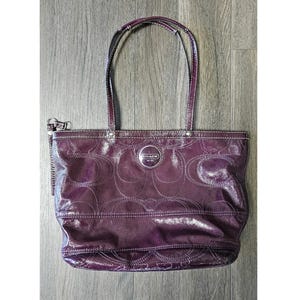 Vintage COACH Purple Patent Tote Y2K Vintage Y2K Coach Quilted