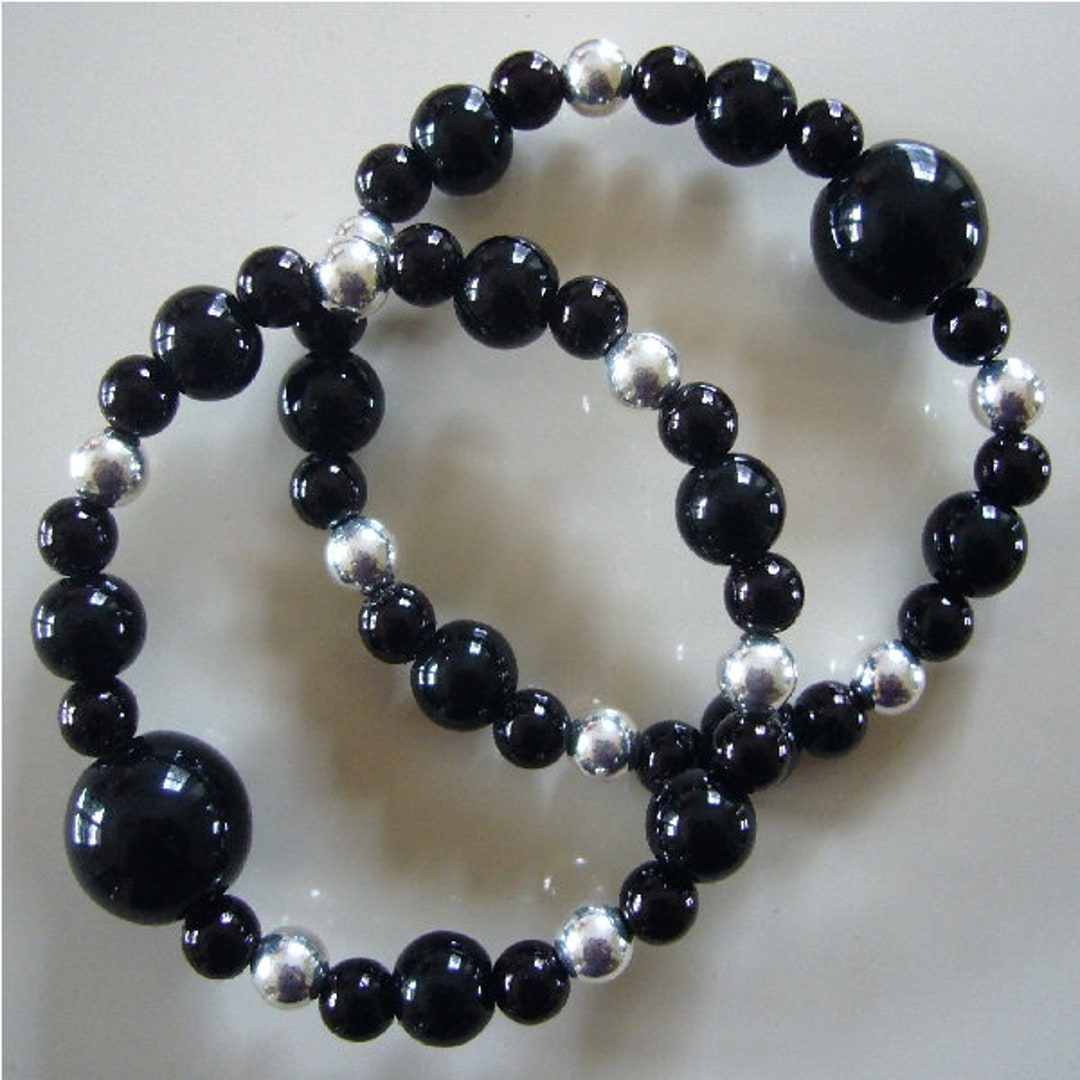 Queasy Beads® Stylish Motion Sickness Bracelets Acupressure Jewelry for