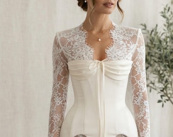 Lace Bodycon Mini Dress V Neck Long Sleeve Party Dress Waist Cinching Cocktail Dress Elegant Date Night Dress for Women