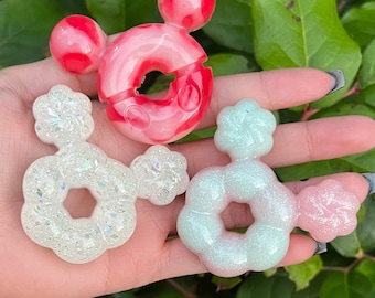 Bundt Cake Mouse Magnet - Home Decor - Epoxy Resin