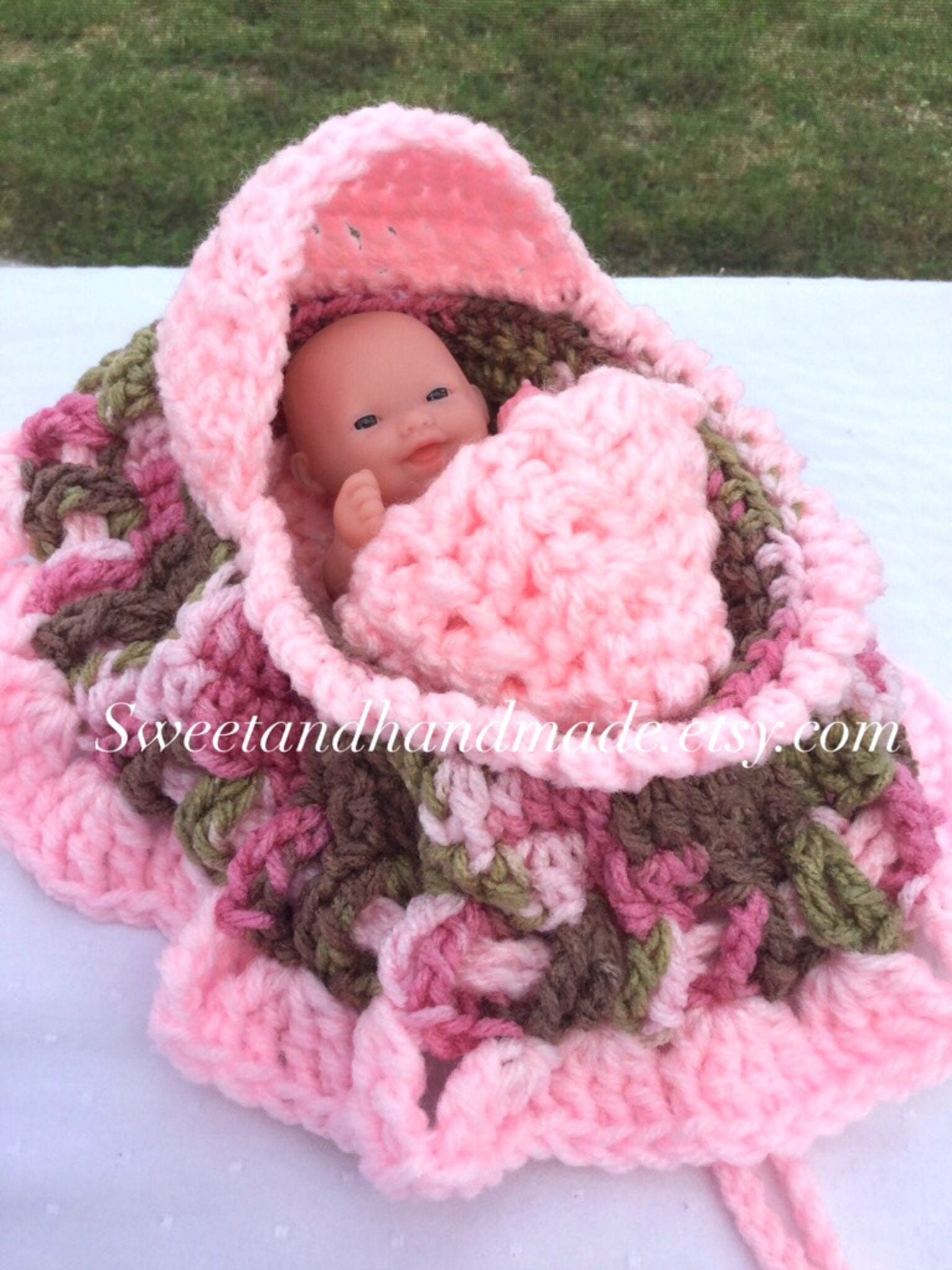 crochet cradle purse