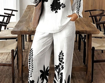Plus Size Women's Pointed Collar Short-Sleeve Trousers Set Black Floral Pattern Print Design