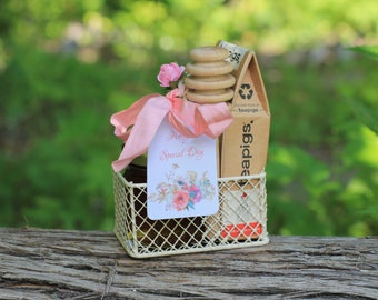 Tea Party Gift Set, Tea and Honey Basket, Tea Time, Bridal Shower Tea Favor