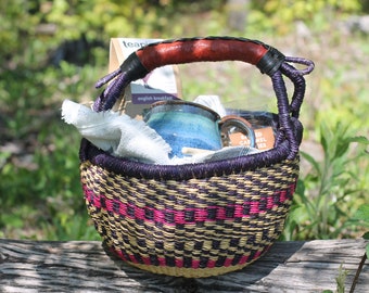 Tea Party Picnic Basket-Tea Gift Basket-Gift Basket-Tea Party-Customizable-Vermont Gift