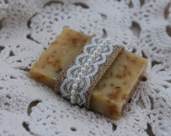 Soap Favors- Weddings- Bridal-Baby-Showers-Burlap, Lace and Pearls-Rustic-French Chic- Country- Belle Savon Vermont