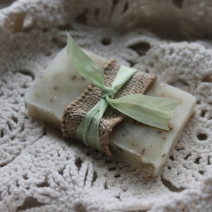 Soap Favors- Weddings- Bridal-Baby-Showers-Burlap and Vintage Ribbon-Rustic-French Chic- Country- Belle Savon Vermont